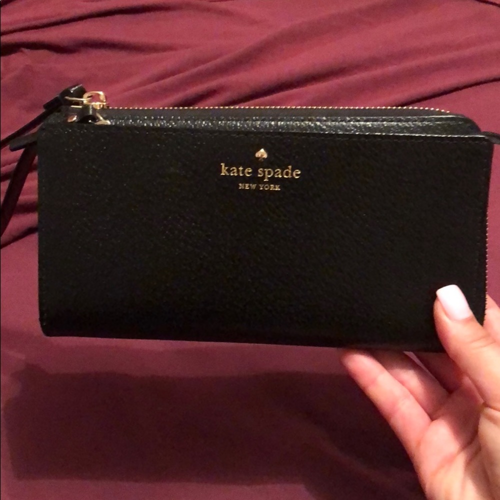 Kate Spade wallet/wristlet